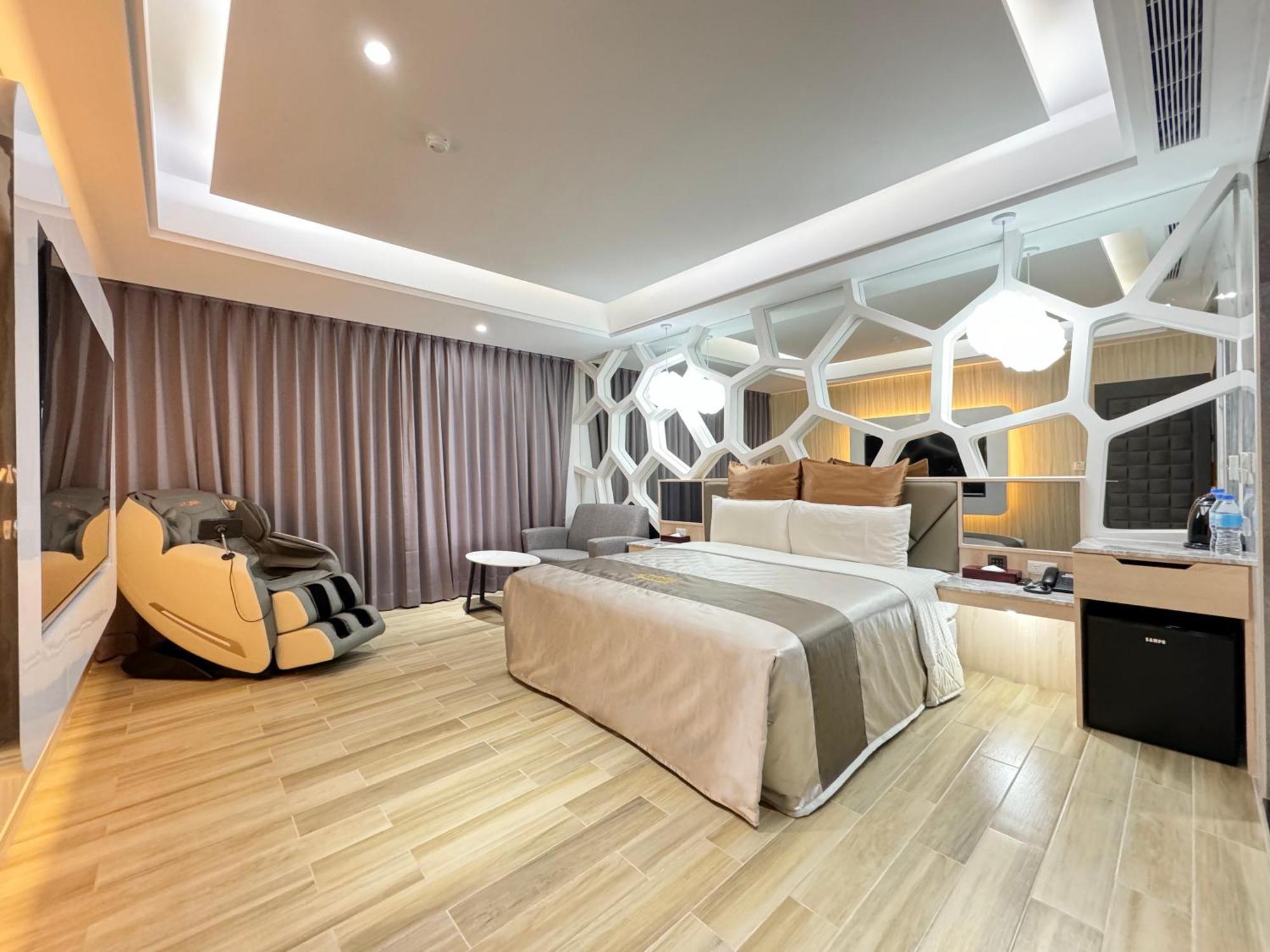 Zj Motel Hsinchu Extérieur photo