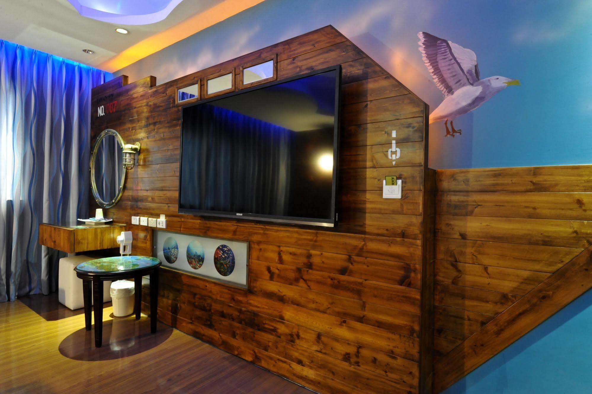 Zj Motel Hsinchu Extérieur photo