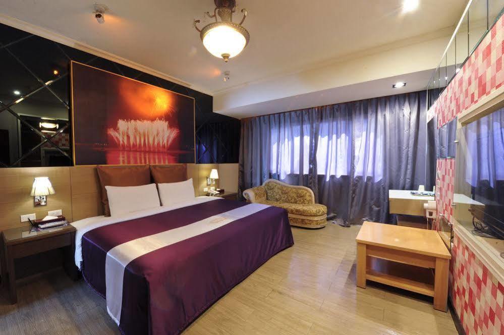 Zj Motel Hsinchu Extérieur photo