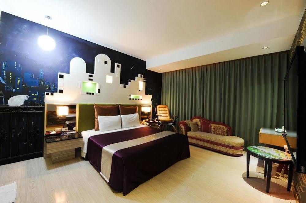 Zj Motel Hsinchu Extérieur photo